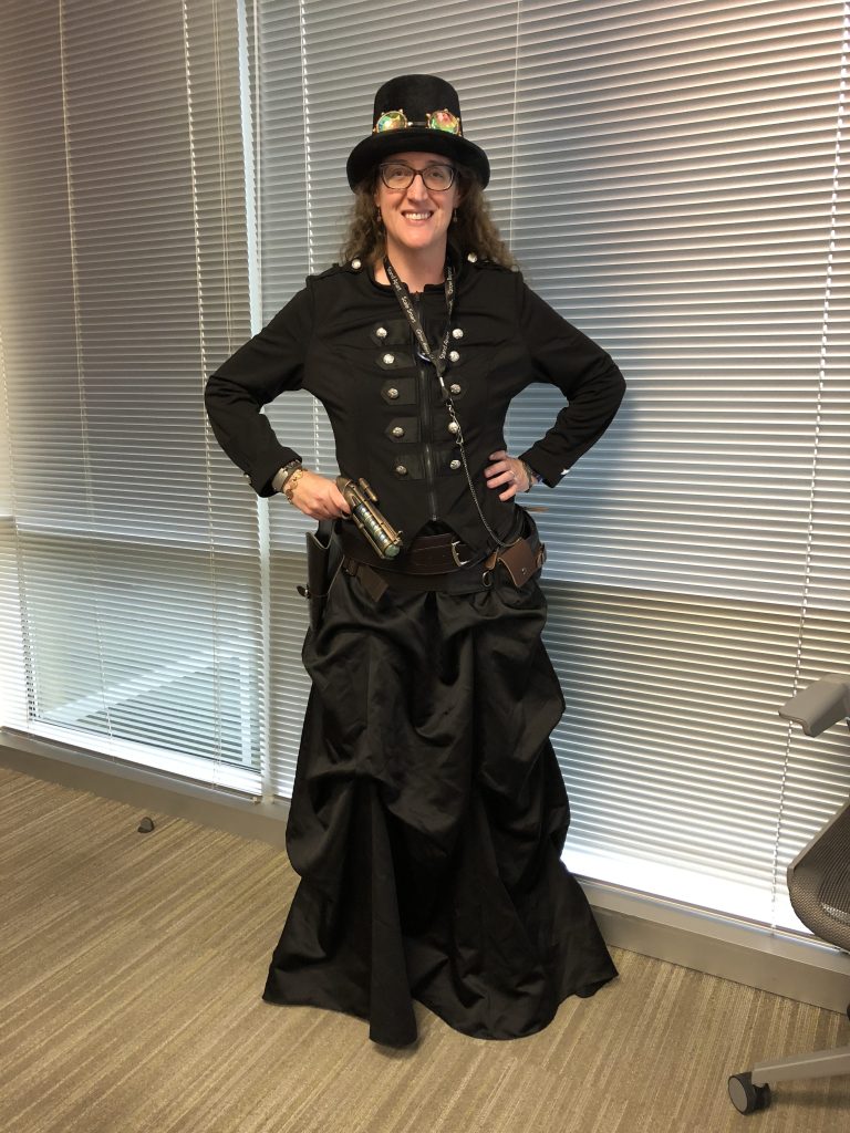 Geek Gals writer Courtney dressed in a Victorian gothic/steampunk dress.